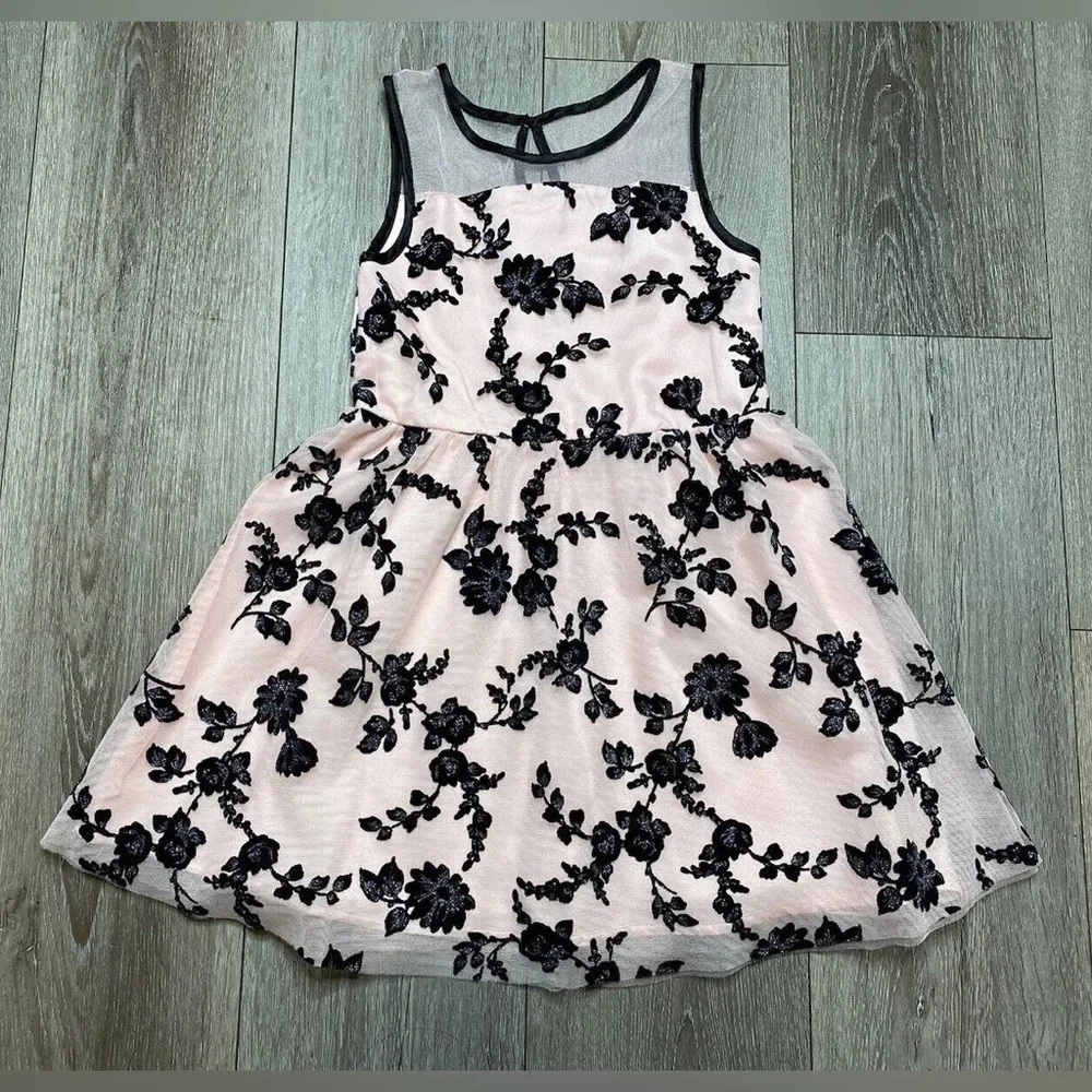 The Children’s Place Floral Holiday Dress Size 6